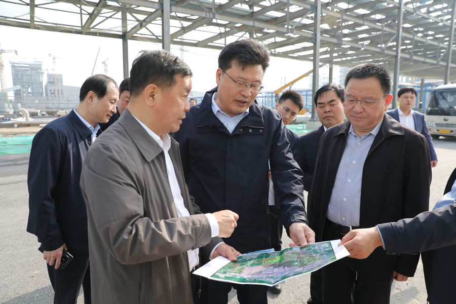 淄博市委副书记、市长赵庆文来鑫泰石化调研督导